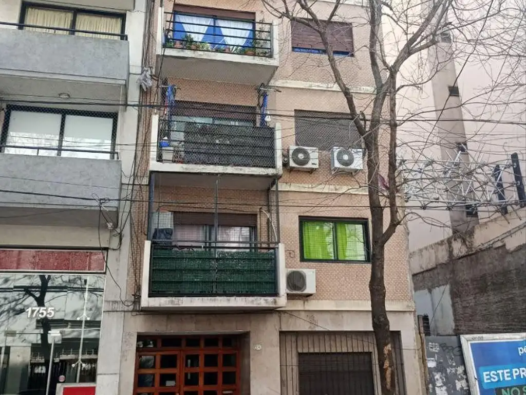 1 AMBIENTE EN ALQUILER - BARRACAS