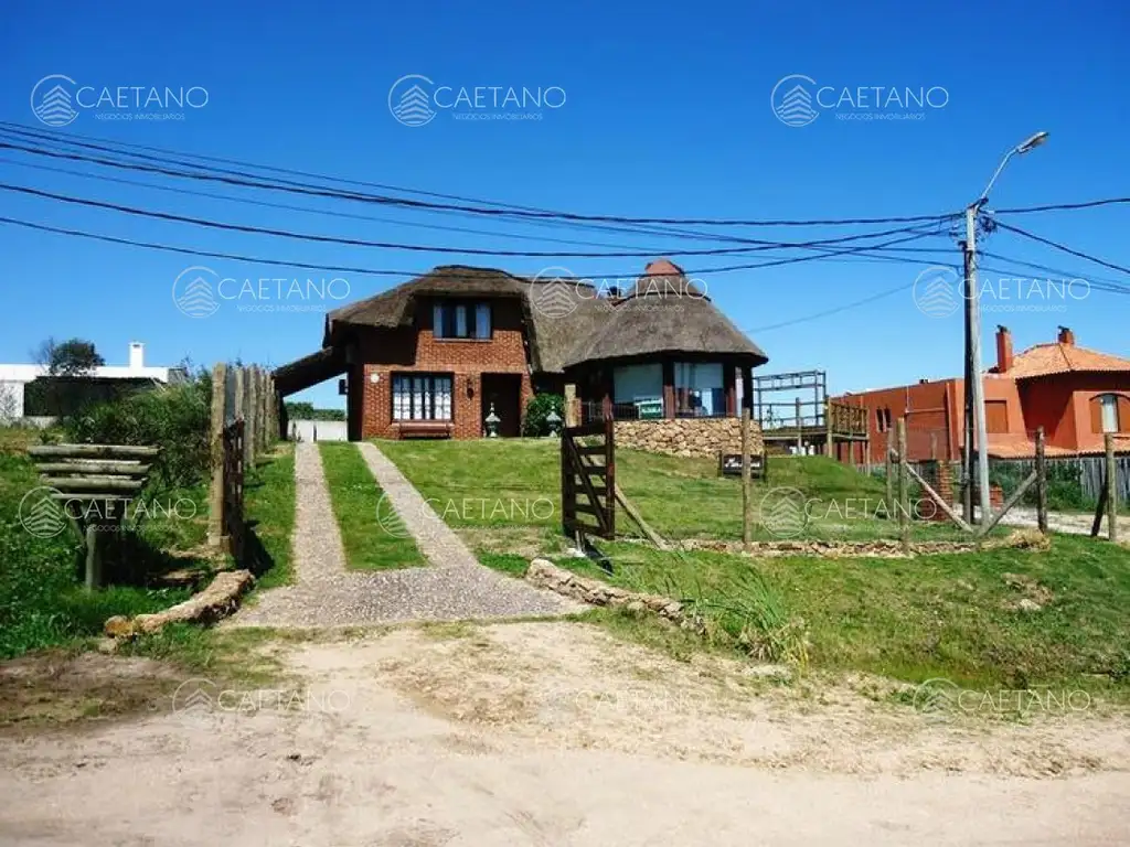 Venta casa 3 dormitorios. Manantiales, El Chorro