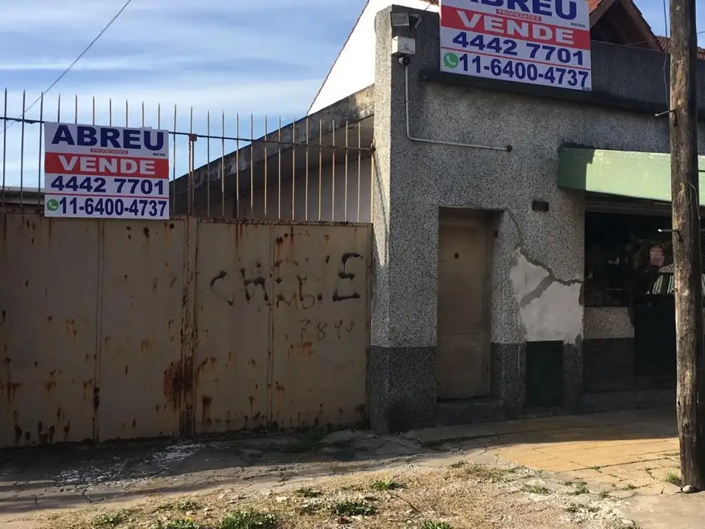 CASA VILLA CELINA SOBRE TERRENO DE 10 X 50 CALLES  CAAGUAZU Y UNANUE