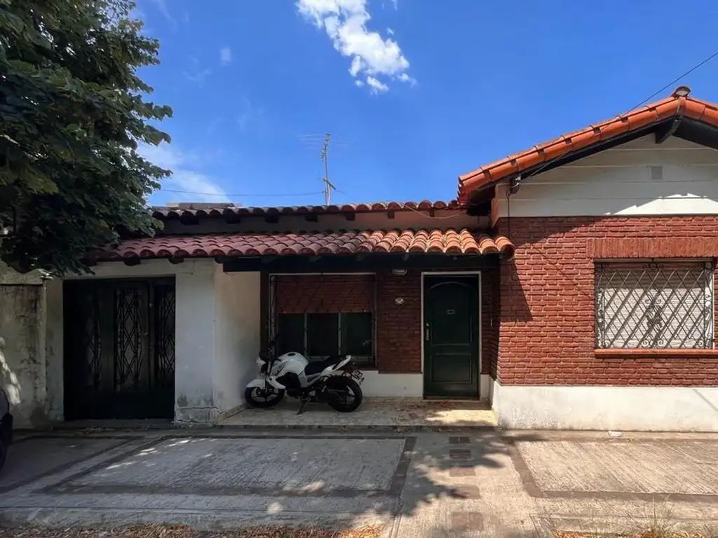 VENTA CASA 3 AMBIENTES ITUZAINGÓ SUR