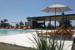 Áreas comunes sum, piscina, gimnasio, club-house en Pinares del Sur, Barrio cerrado