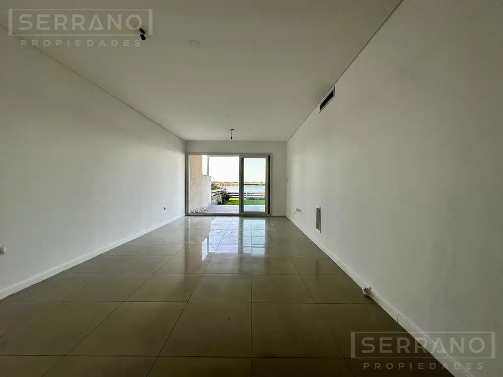 Venta Departamento en Vila Vela 3 ambientes con jardin y vista al lago