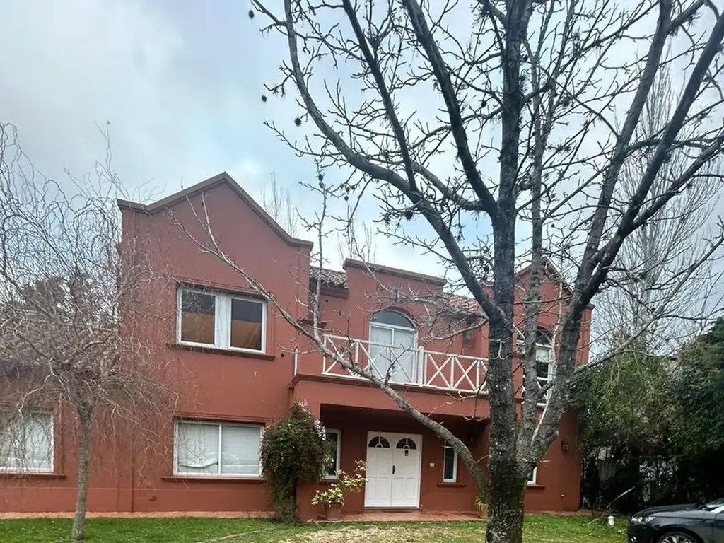 Venta casa 5 amb.pilet Benavidez Tigre Las Glorias