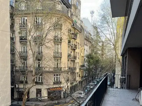 Unica Esquina -Arenales y Rodriguez Peña- Bcón. Terraza y Cochera