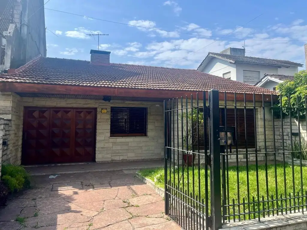 Chalet en Castelar centro