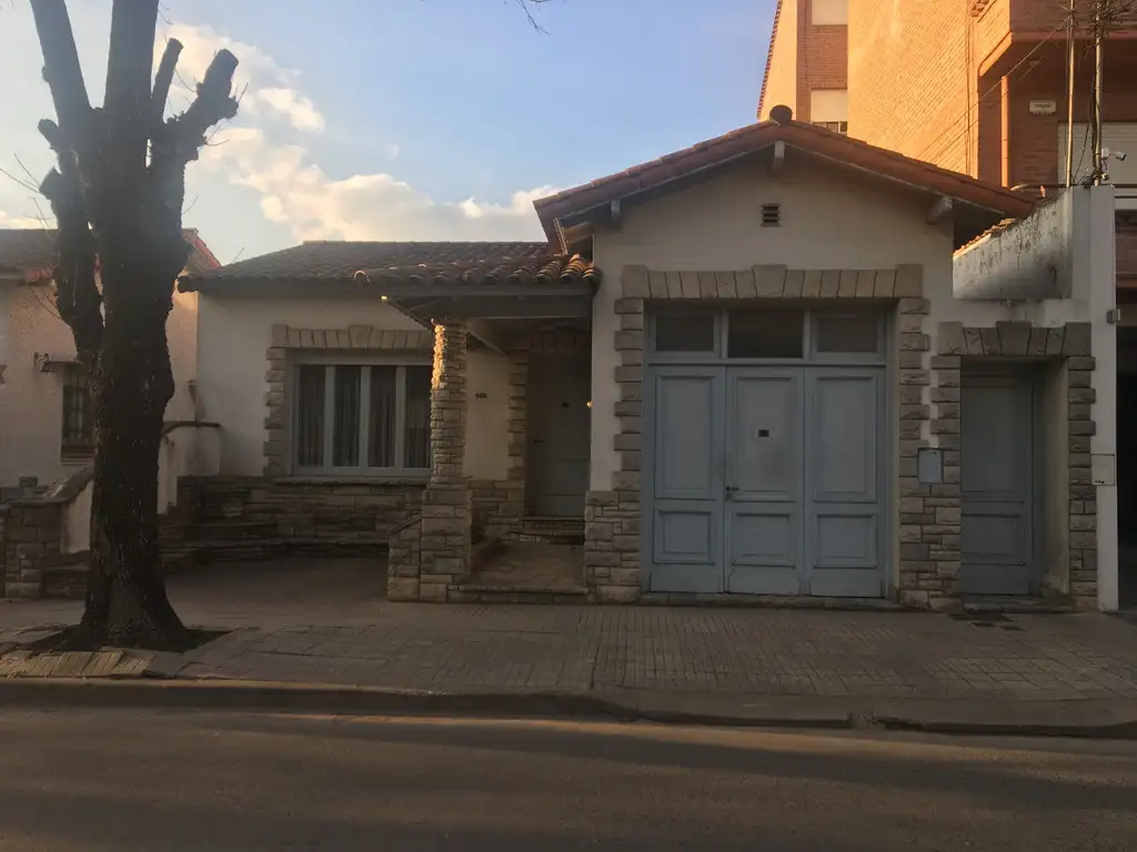 Casa en el centro de Lujan