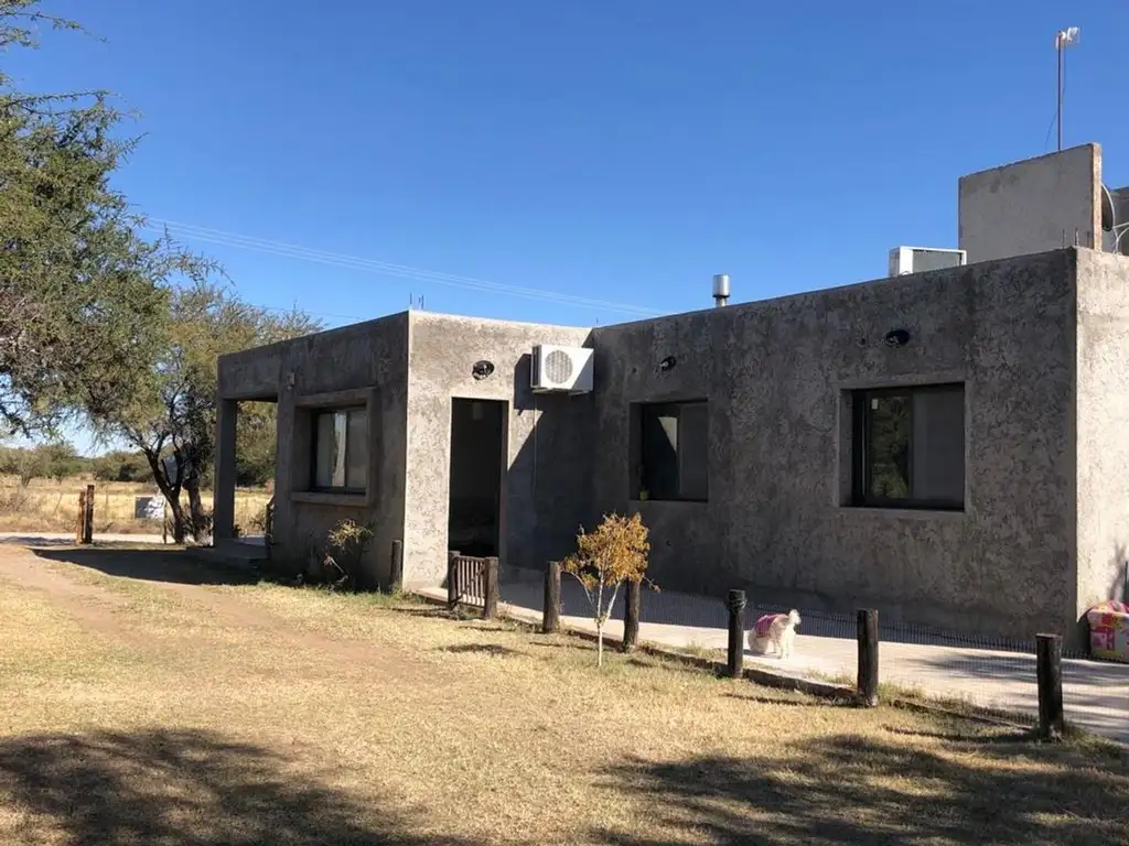 Casa nueva en venta en Los Molles SL terreno arbolado