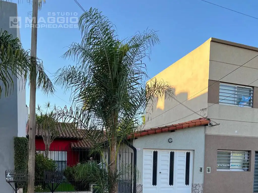 CASA VENTA RAMOS MEJIA SUR 4 AMBIENTES