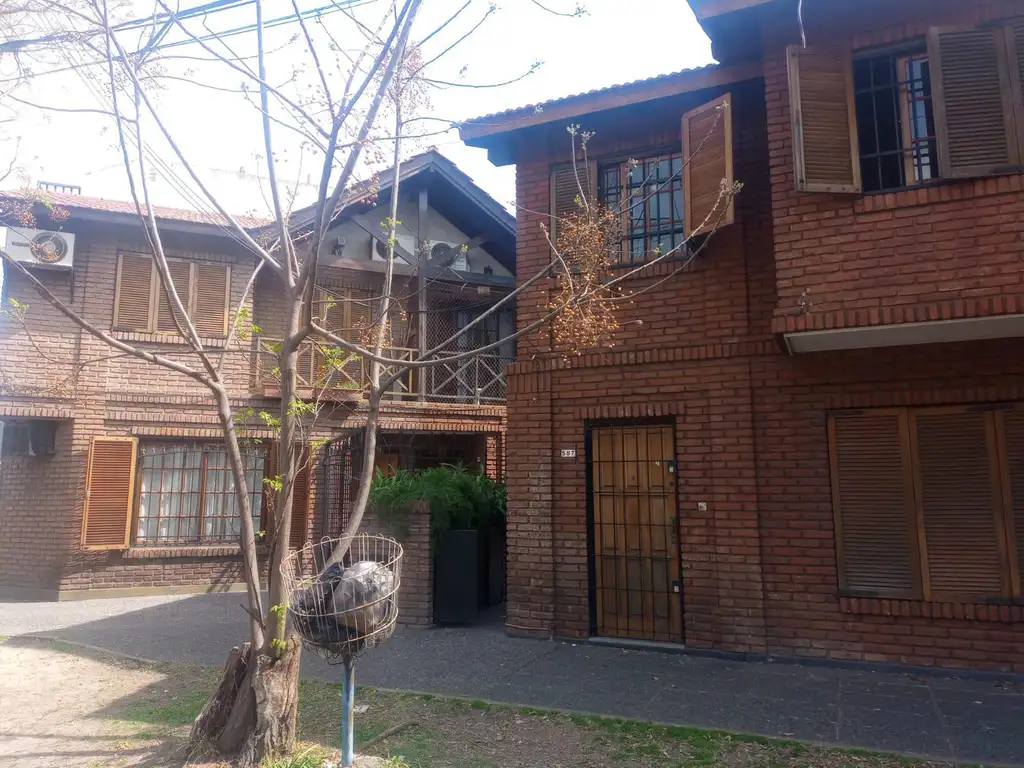 Duplex al Frente 3 ambientes en Moron Sur