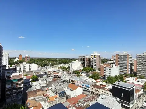 Martínez céntrico - Luminoso departamento 4 amb con vista al río y cochera!