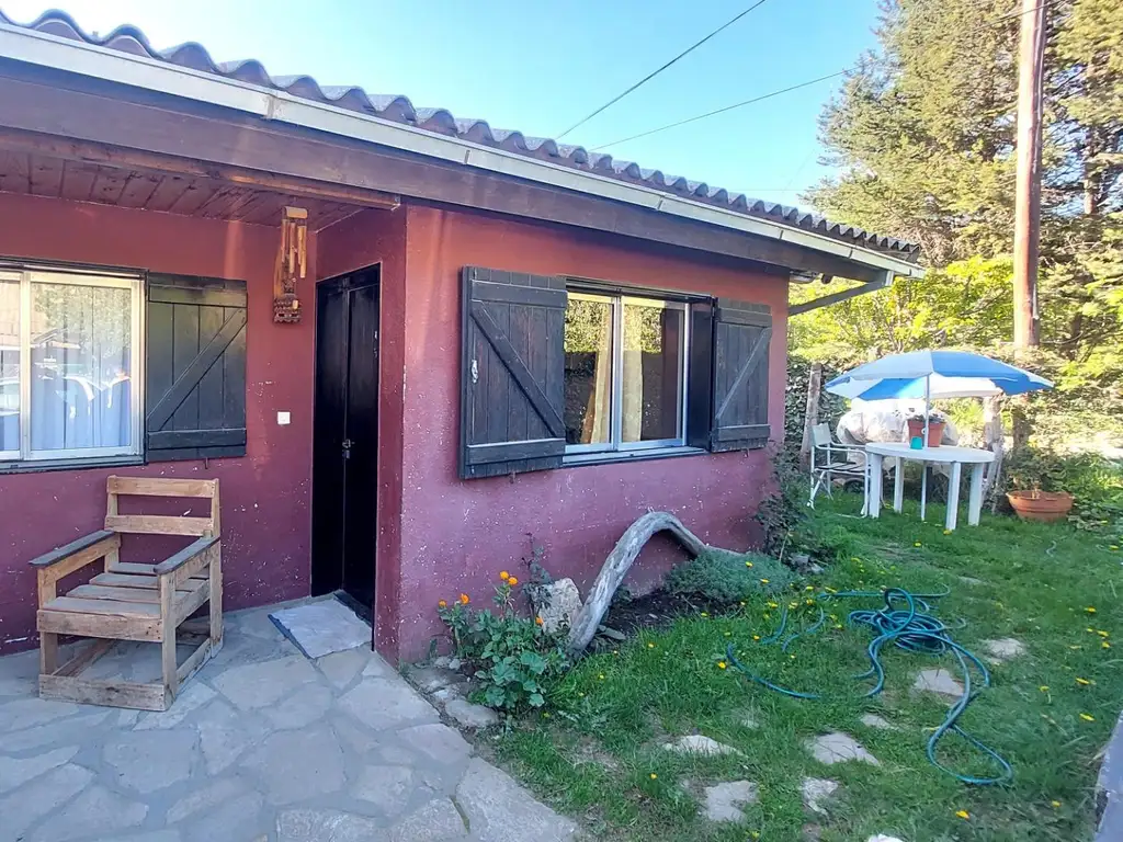 Casa en venta más departamento