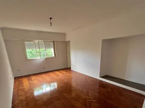 Departamento en  Venta en Castelar