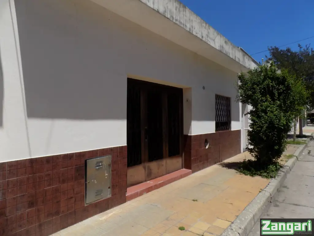 VENTA-CASA 8.66X17 MTS LIV 4 DORM GJE PATIO TZA-POMPEYA