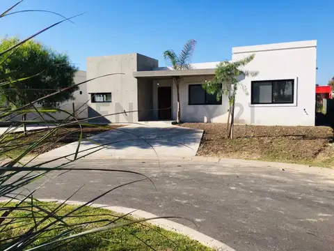 CASA EN VENTA SANTA ELENA - Foto 0