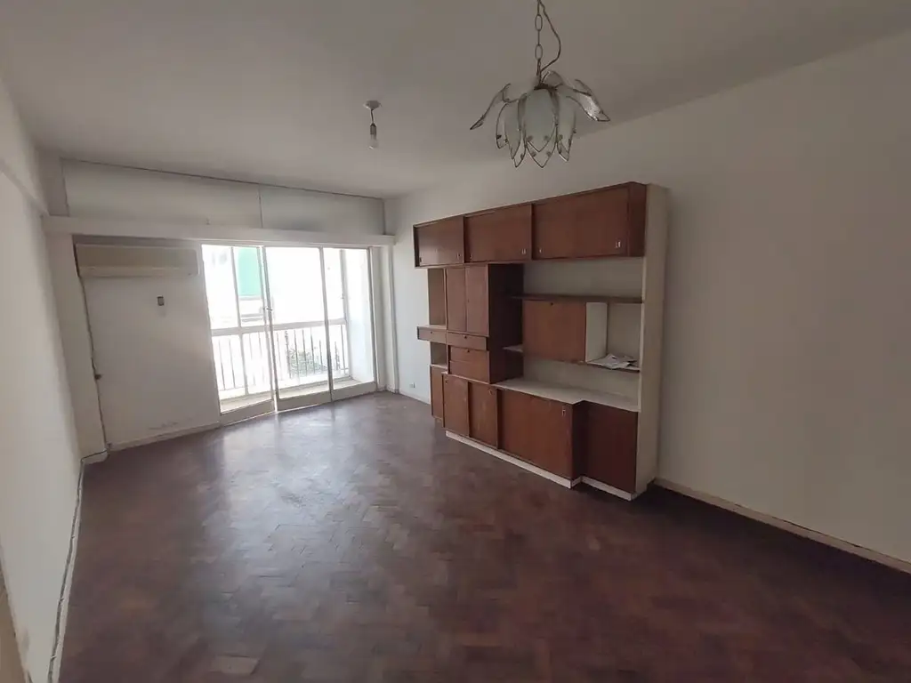 SE VENDE DEPARTAMENTO DOS DORMITORIOS EN CENTRO