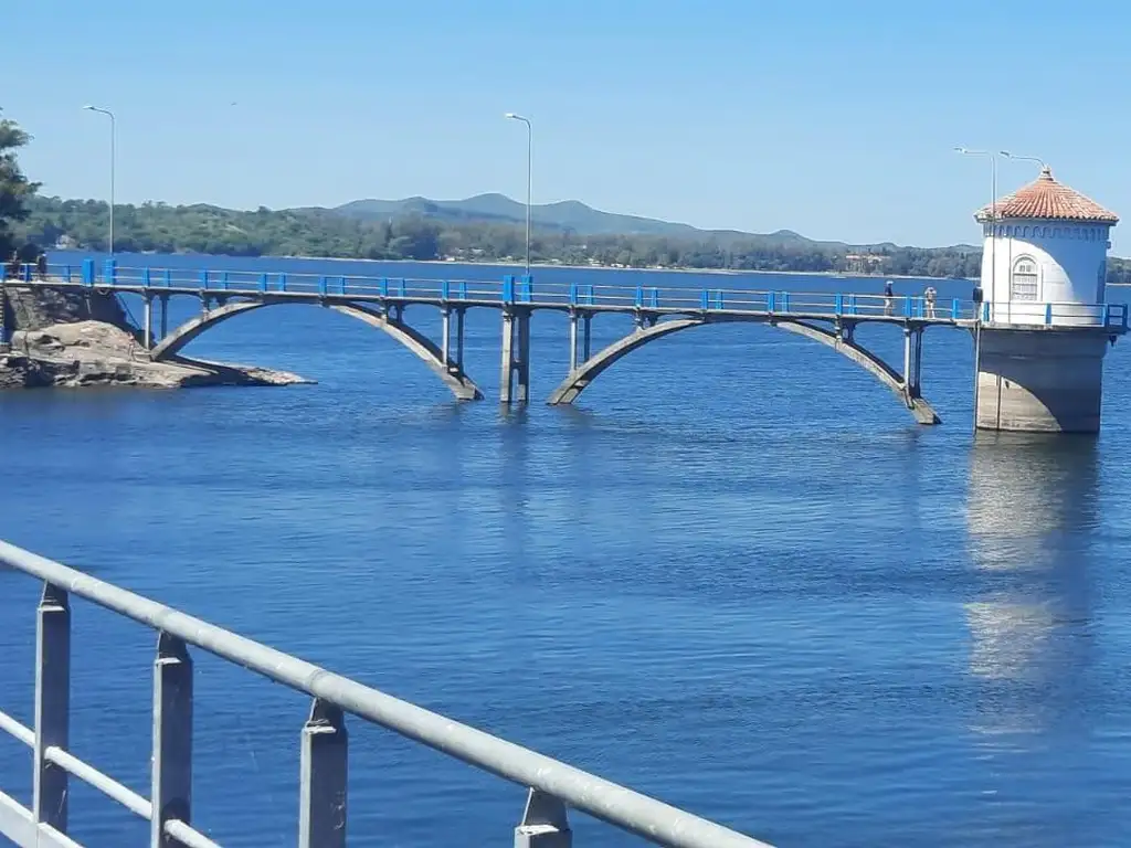 VENTA CASA - EMBALSE - EN ELVALLE DE CALAMUCHITA - EN PLENA SIERRAS CORDOBESAS