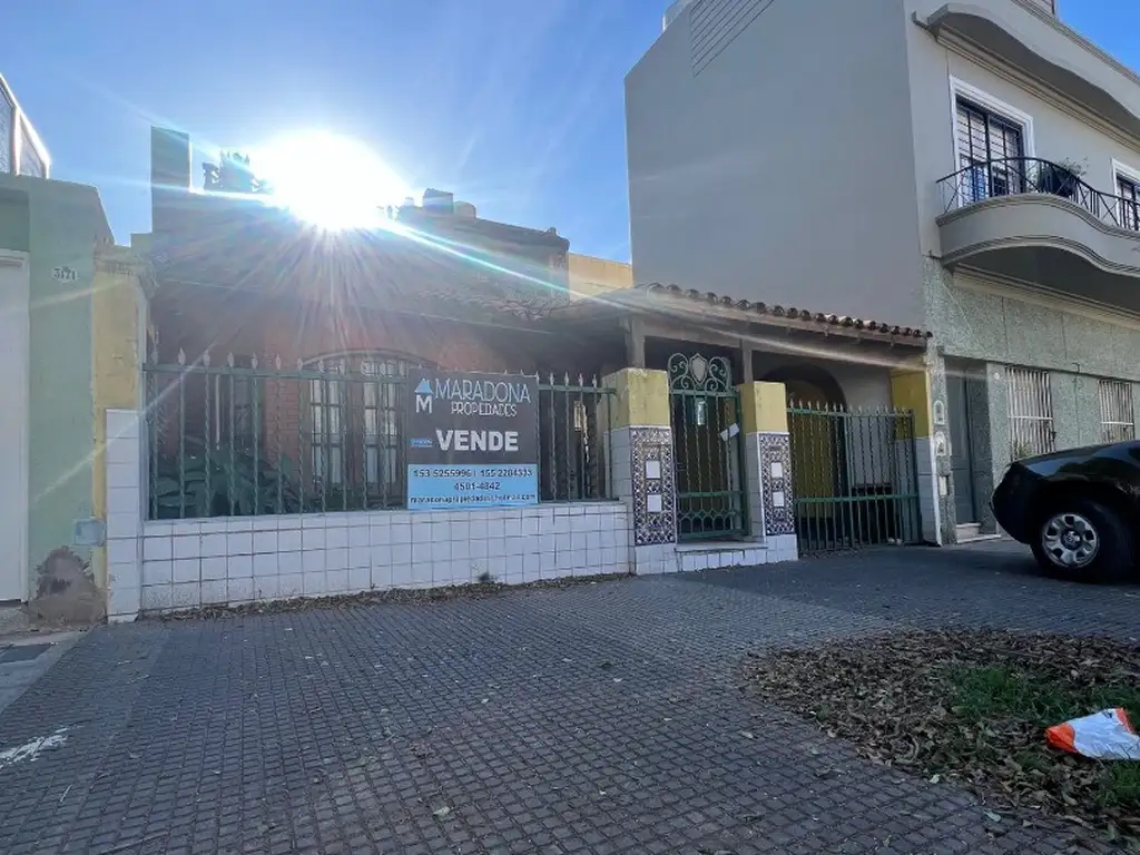 Oportunidad, Lote o Casa a refaccionar en Villa Devoto!