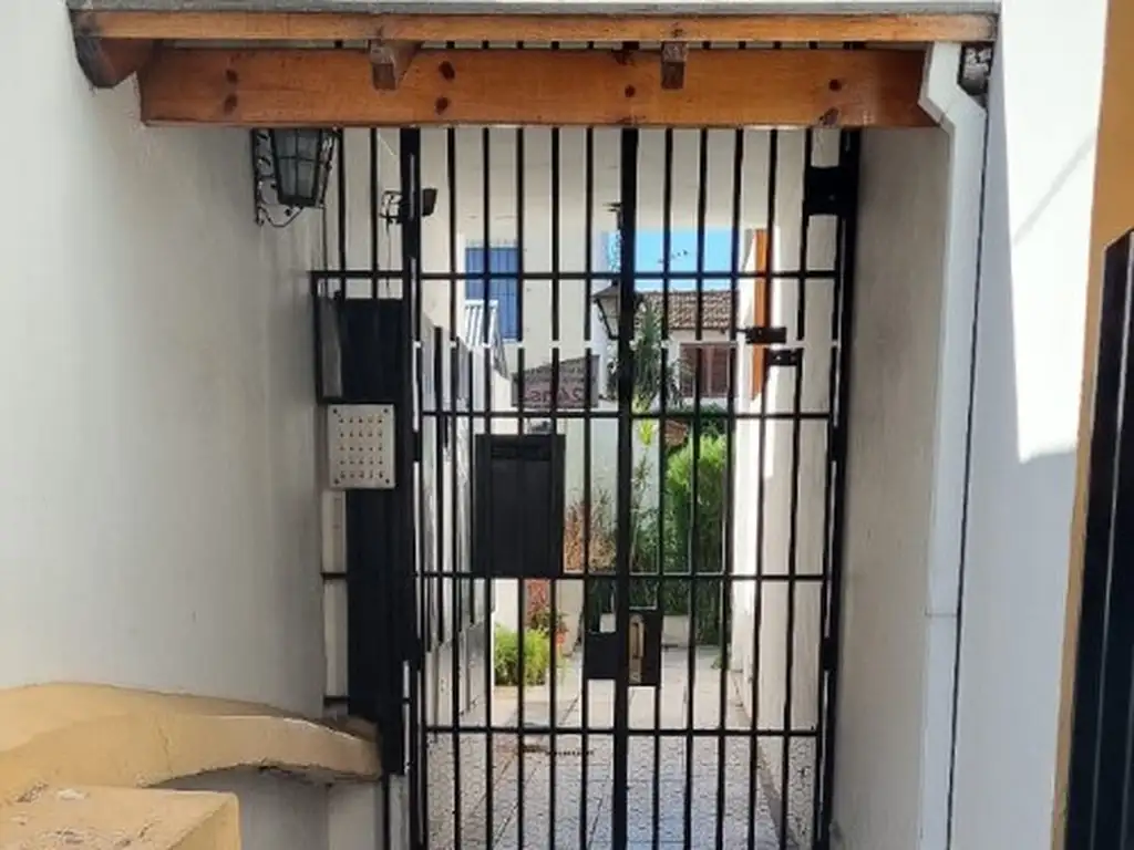 Ph en Venta en Villa Luzuriaga - 2 ambientes