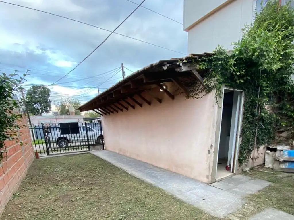 VENTA -  CASA PH TIPO MONOAMBIENTE -