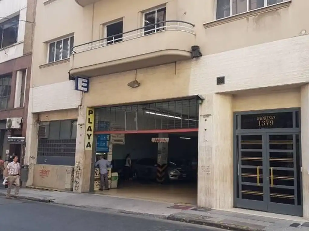 EDIFICIO 4 PISOS LIBRES CON COCHERAS 1551 M2