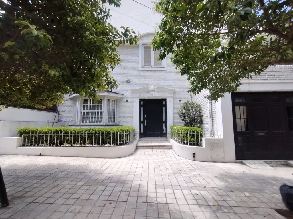 EN VENTA CASA/OFICINA EN BARRIO PASO DE LOS ANDES