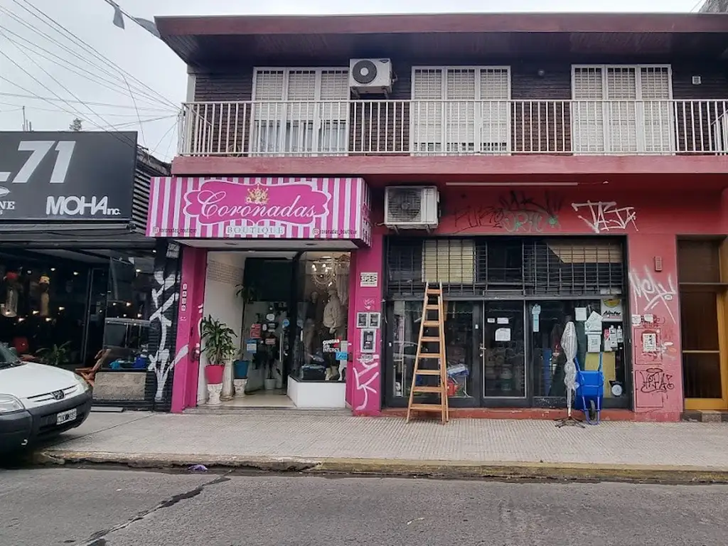 EN VENTA IMPORTANTE PROPIEDAD EN MARTIN CORONADO; 2 LOCALES COMERCIALES DE 30M2 Y 50M2 - FICHA 9196