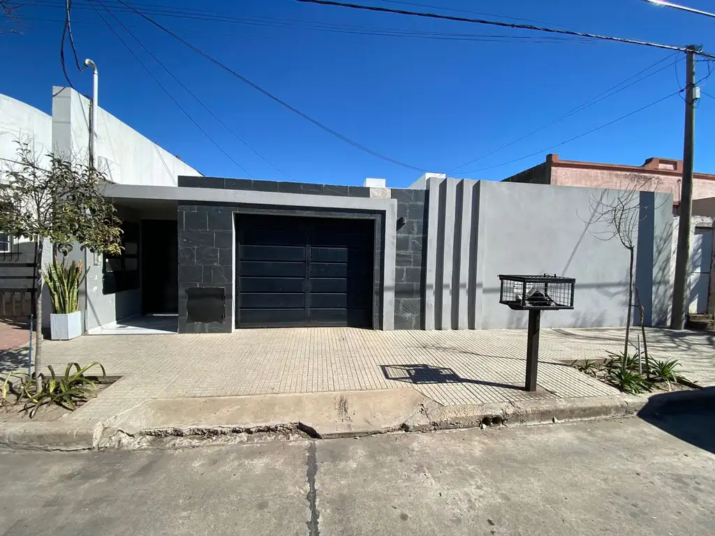 VENTA / DEPARTAMENTO / 2 DORMITORIOS / SERVICIOS