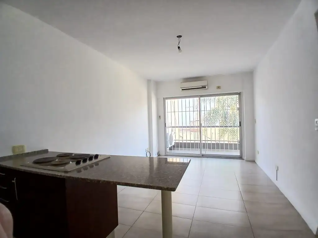 MONROE 3300 / DEPARTAMENTO EN ALQUILER / MONOAMBIENTE CON BALCON / COGHLAN