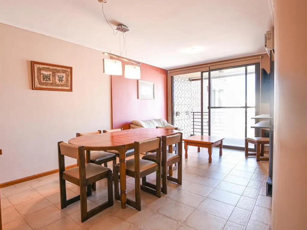 Vende departamento dos dormitorios balcón al frente vista despejada rosario