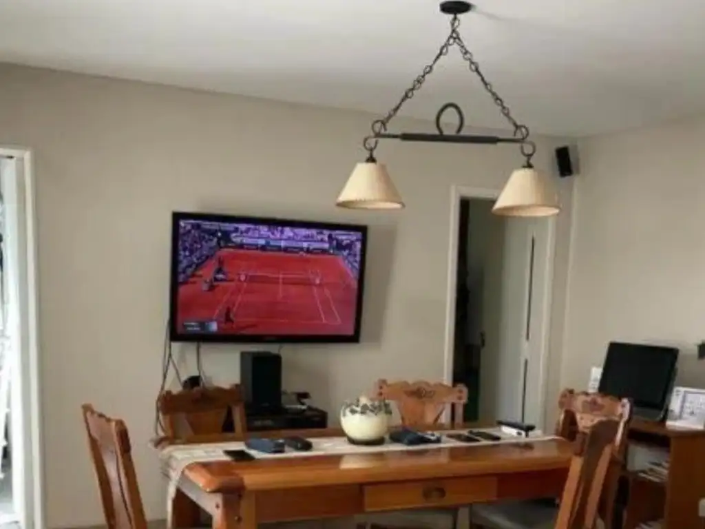 venta Casa 5 ambientes Lomas de Zamora parque pileta