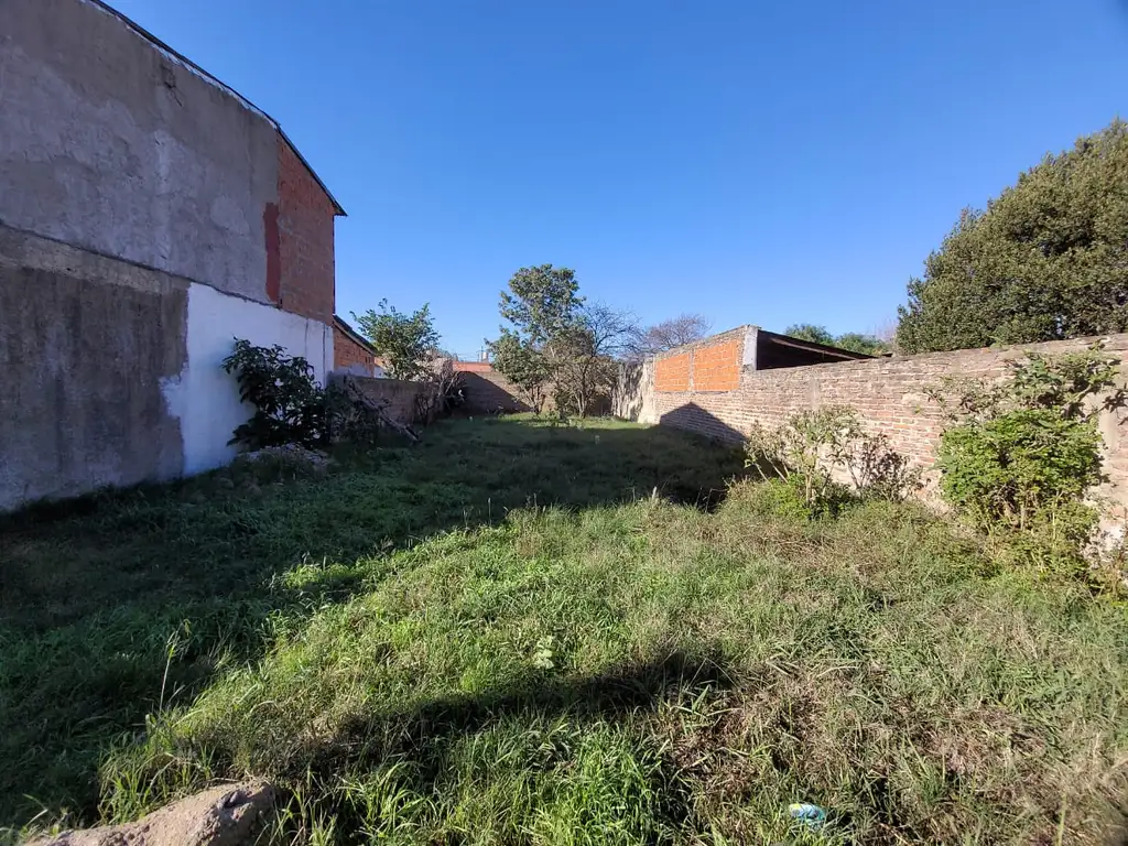 Lote En Venta En Merlo