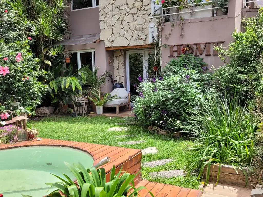 Venta PH con pileta y terraza en  Villa Pueyrredon