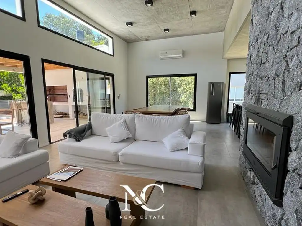 Casa en  venta en Costa Esmeralda