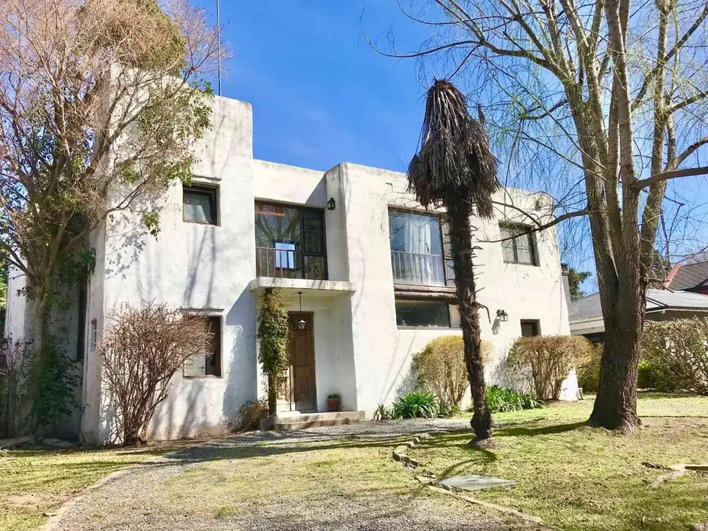 Casa venta en Barrio privado el Portillo