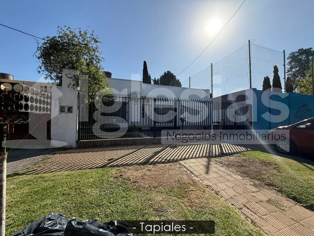 Casa en venta de 4 ambientes en Tapiales