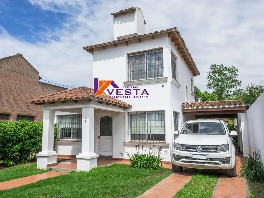 VILLA SAN LORENZO-CASA EN VENTA-CALLE JACARANDA