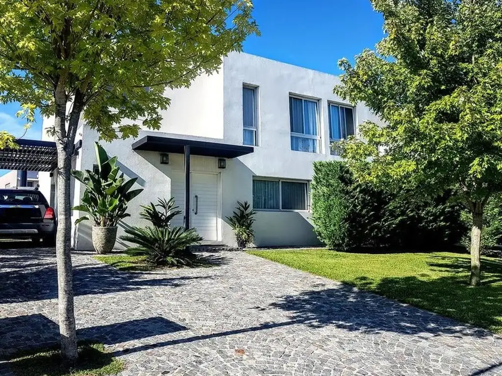 CASA EN VENTA NORDELTA, LAS TIPAS