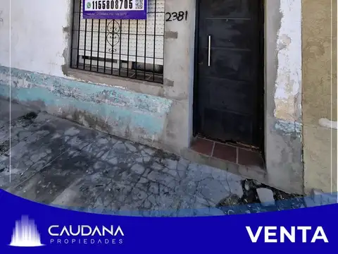 PH de dos ambientes en venta en San Justo