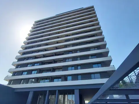 Excelente departamento a estrenar en piso alto en Torre Park Bamboo. Amoblado- Olivos.