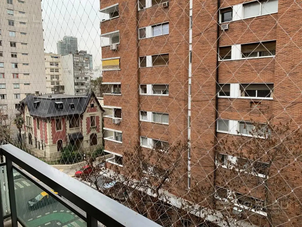 Departamento en VENTA AMOBLADO en Belgrano al frente todo luz