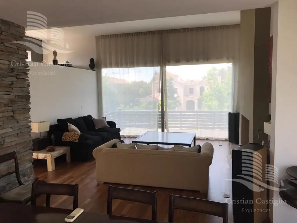 Venta - Casa 4 Amb, Jacuzzi, Jardín - Las Caletas, Nordelta, Tigre