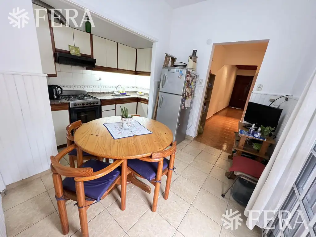 Venta de departamento tipo casa PH 3 ambientes en Bernal Oeste (25902)