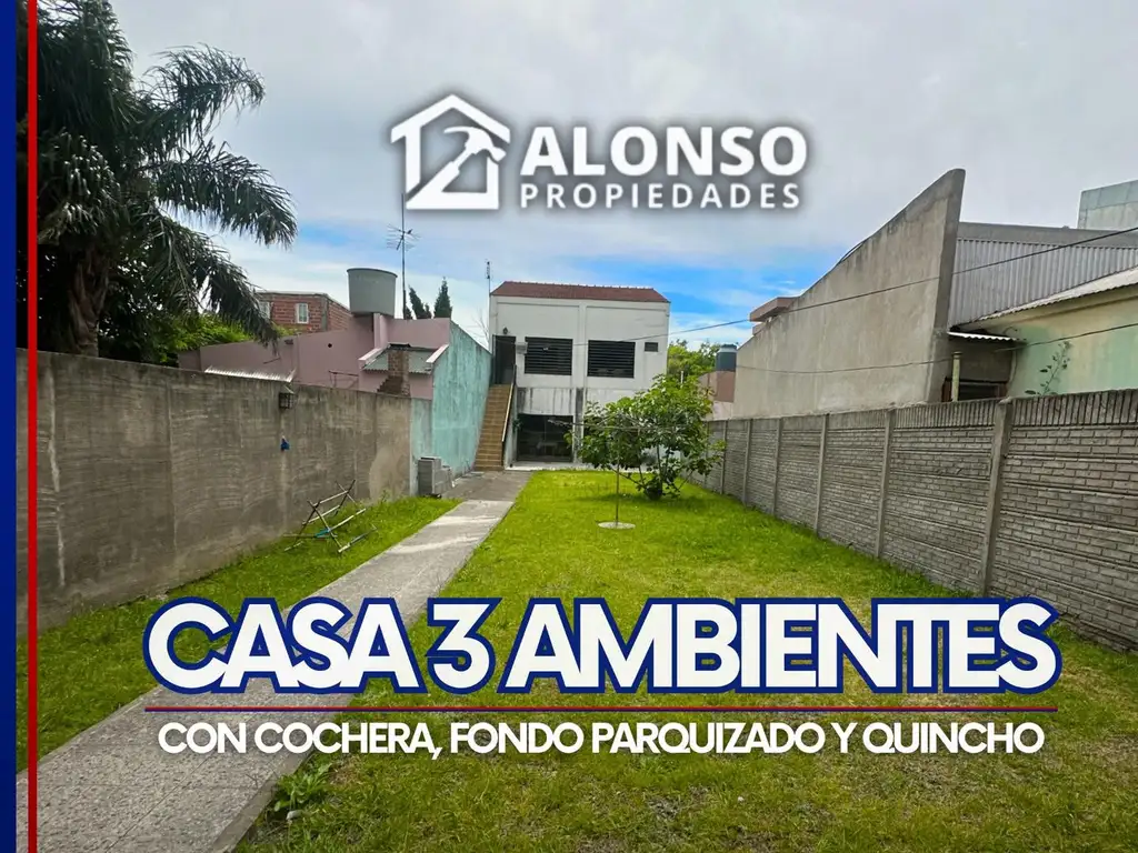 CASA 3 AMBIENTES CON COCHERA Y FONDO EN VENTA EN LANUS