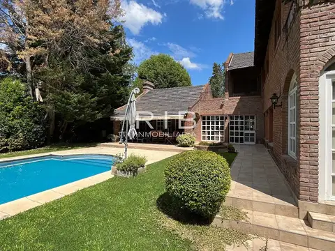 Casa en Venta con cochera