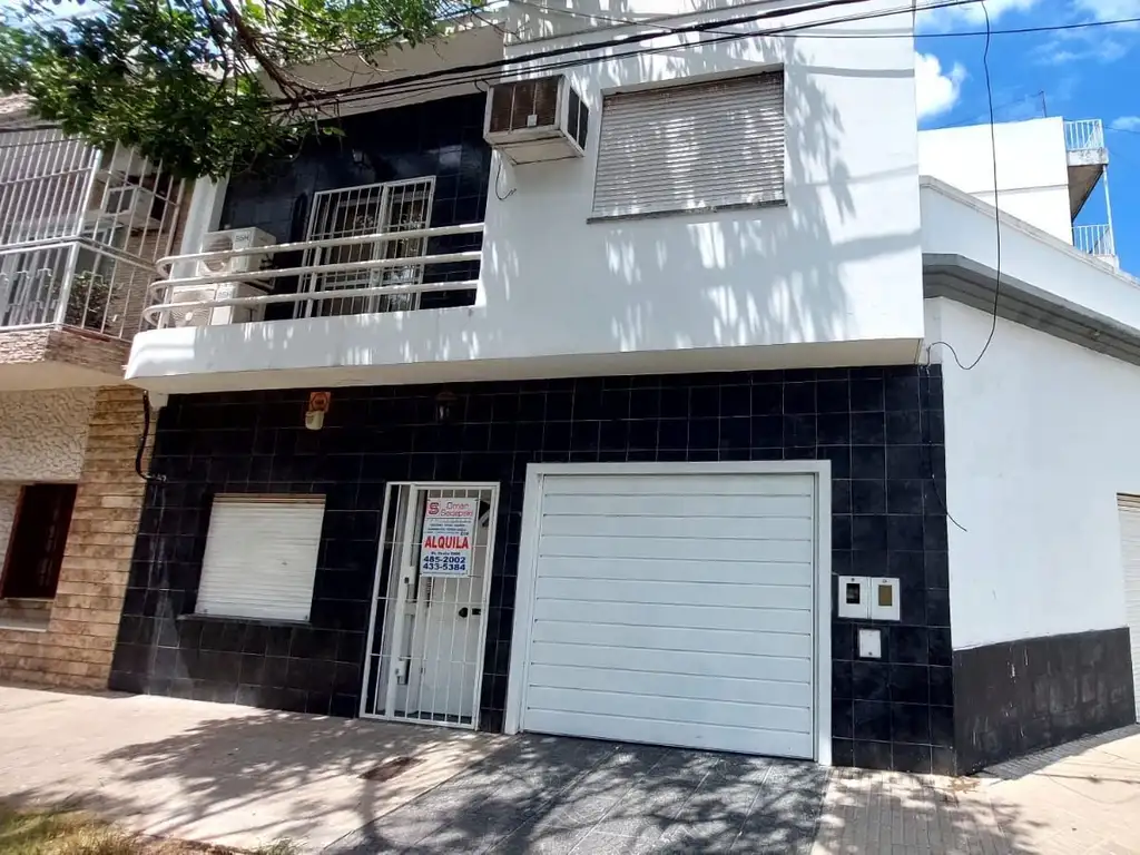 Gaboto 2400, Casa y salón en VENTA