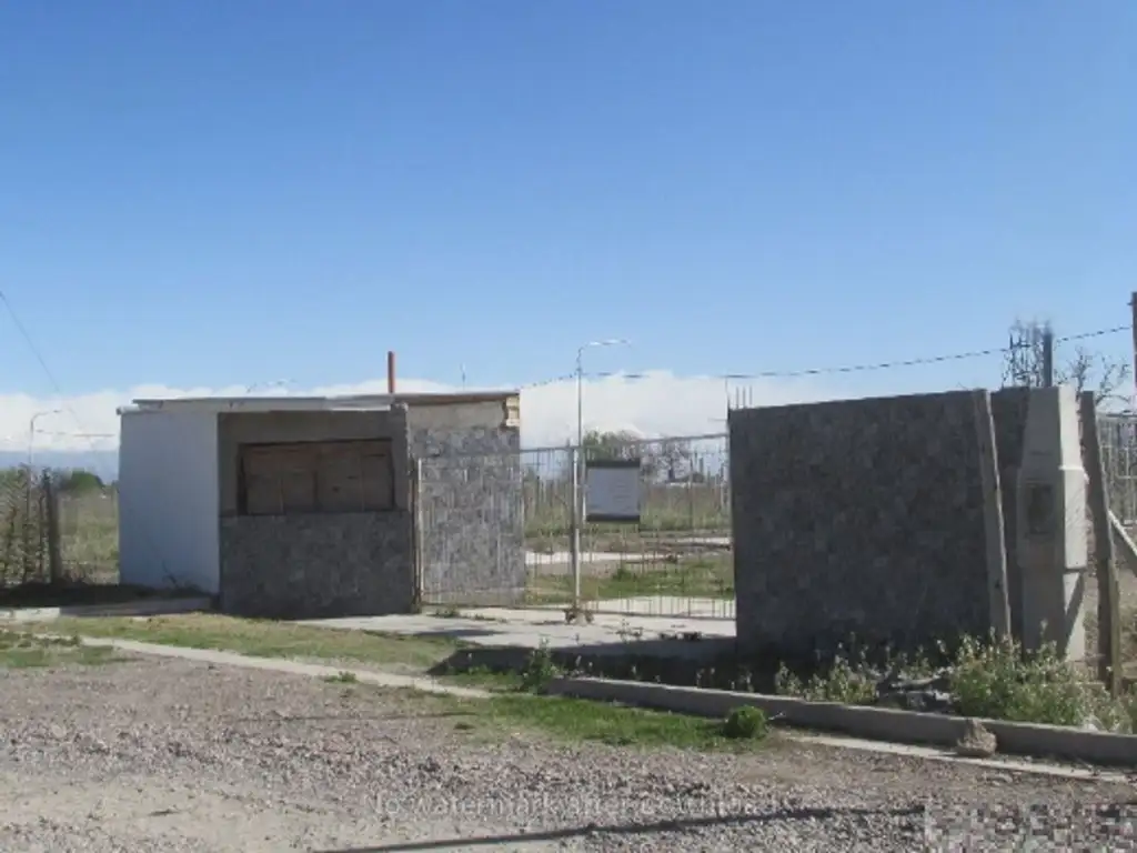 Terreno 340m2 en Venta en La Consulta Valle de Uco