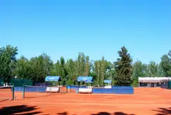 Actividades deportivas futbol, tenis en Palos Verdes en García del Cossio  en Departamento de Rosario, Santa Fe