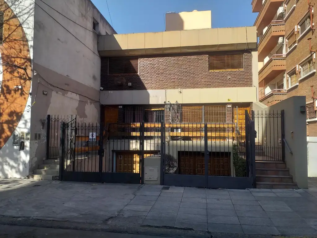 VENTA DE TRIPLEX 4 AMBIENTES