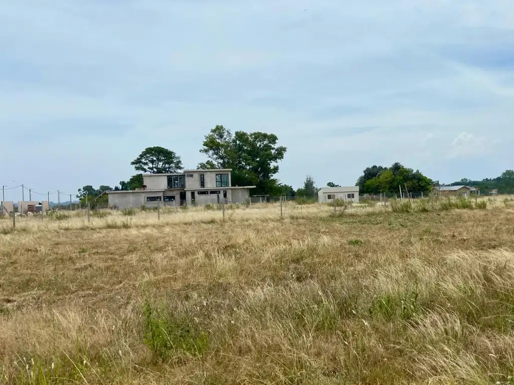 Terreno en Barrio Semi cerrado - Loma Verde - Escobar