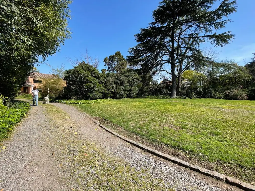 Casa en Las Lomas de San Isidro